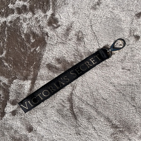 VS Cosmetic/Accessory Pouches - Picture 3 of 5